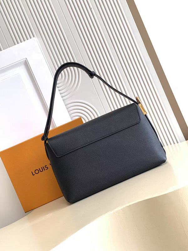 Dragons Bags ln Luxury Bag --81762