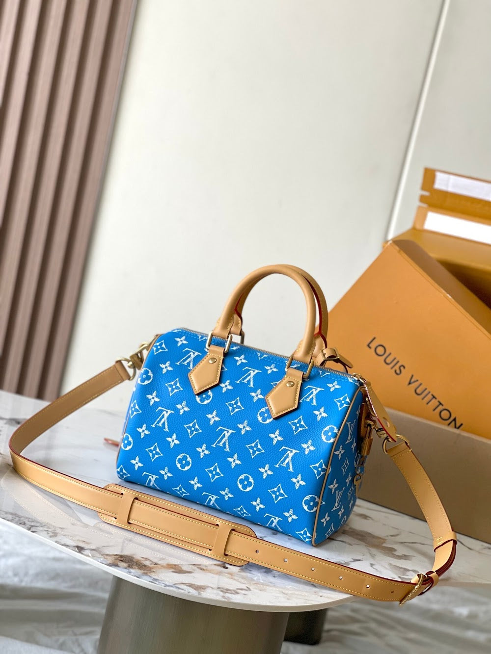 Dragons Bags ln Luxury Bag --97309