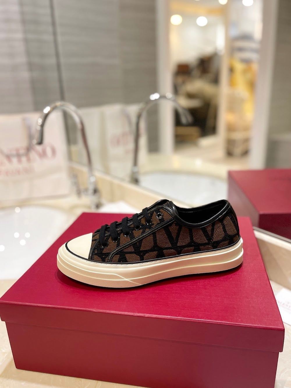 Dragons Bags Valentino Luxury Shoes --52651