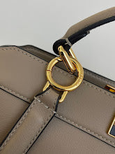 new-luxury-designer-bags-nm7688