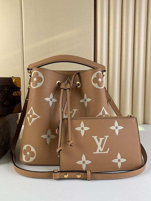 Dragons Bags ln Luxury Bag --67649