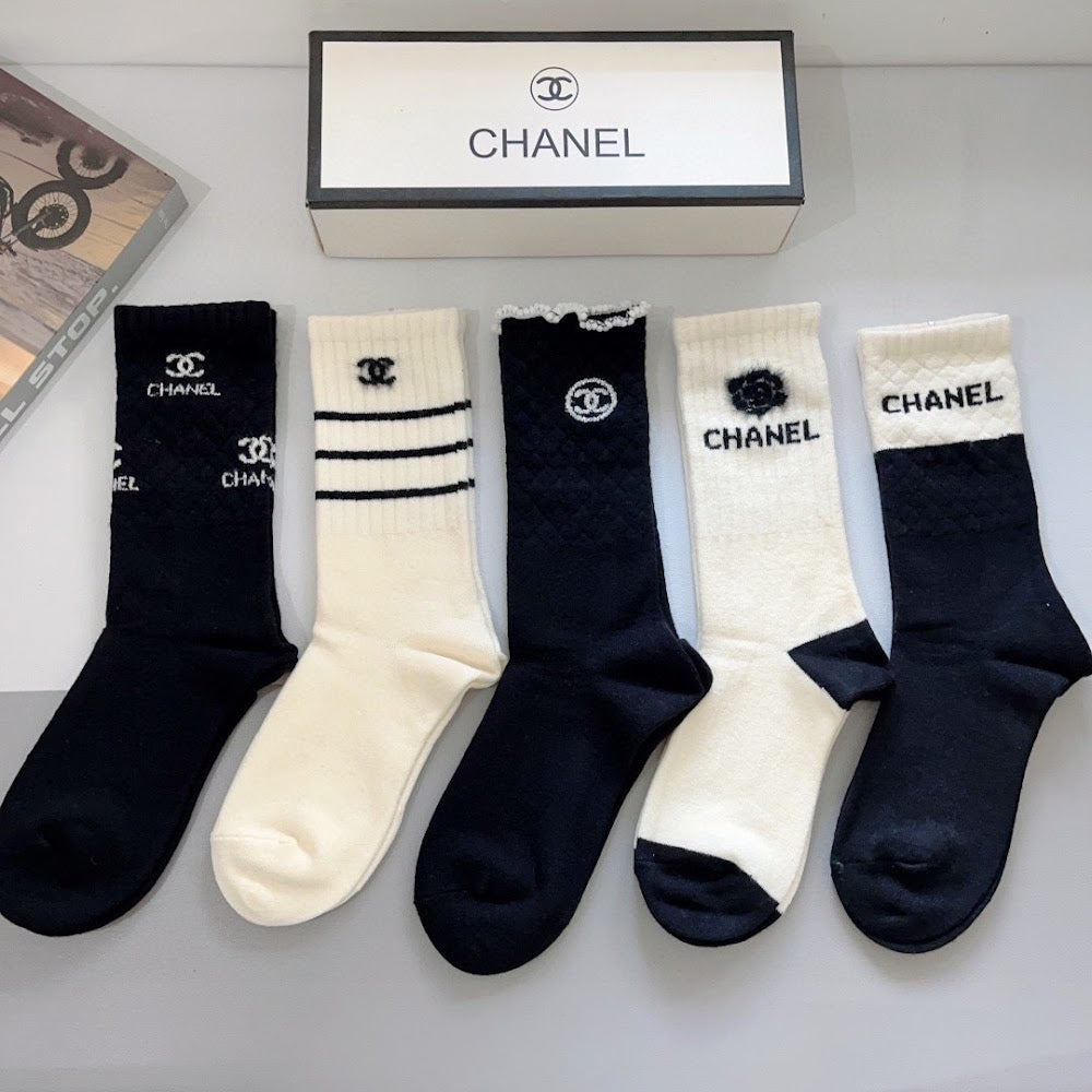 Dragons Bags Premium Luxury Socks --97717