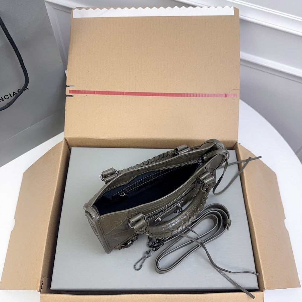 Dragons Bags Balenciaga Luxury Bag --110973