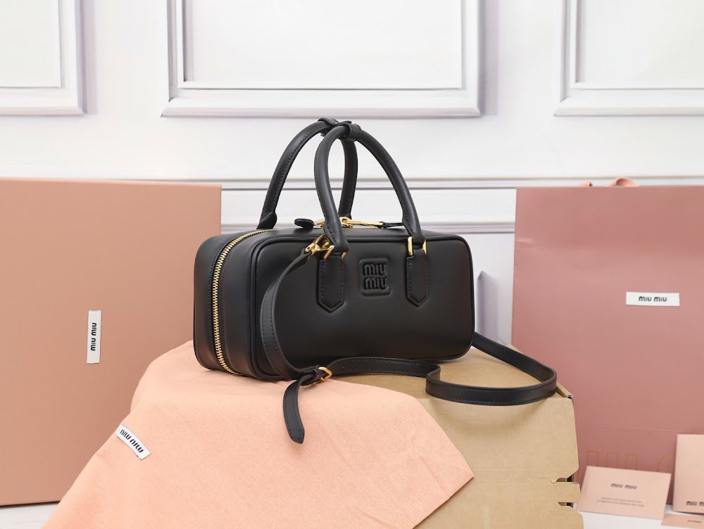 Dragons Bags Miun Miun Luxury Bag --123090