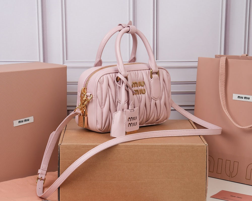 Dragons Bags Miun Miun Luxury Bag --123057