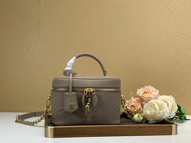 Dragons Bags ln Luxury Bag --59403