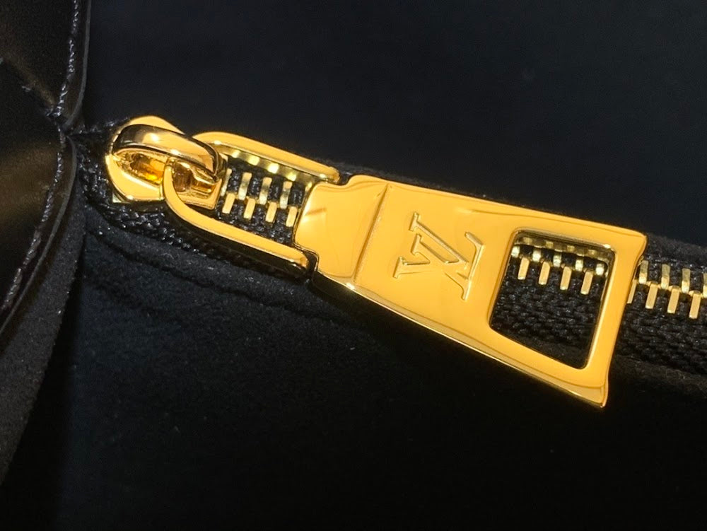 Dragons Bags ln Luxury Bag --96747
