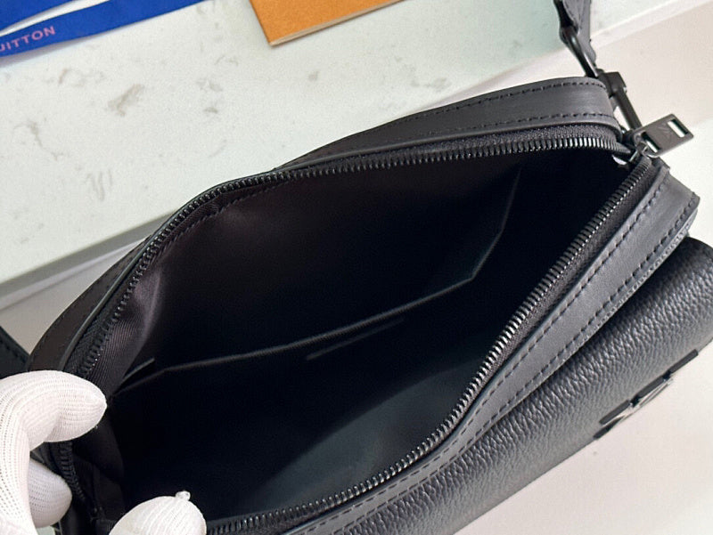 Dragons Bags ln Luxury Bag --70331