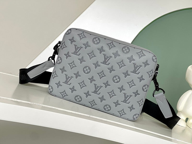 Dragons Bags ln Luxury Bag --70117