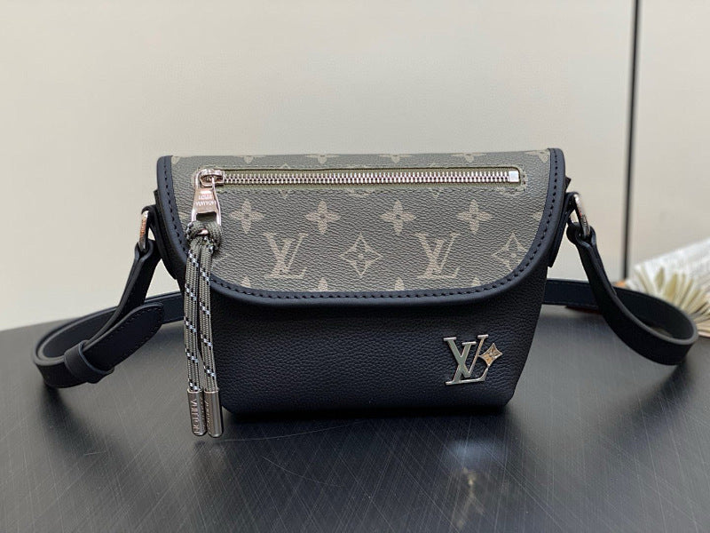 Dragons Bags ln Luxury Bag --71130