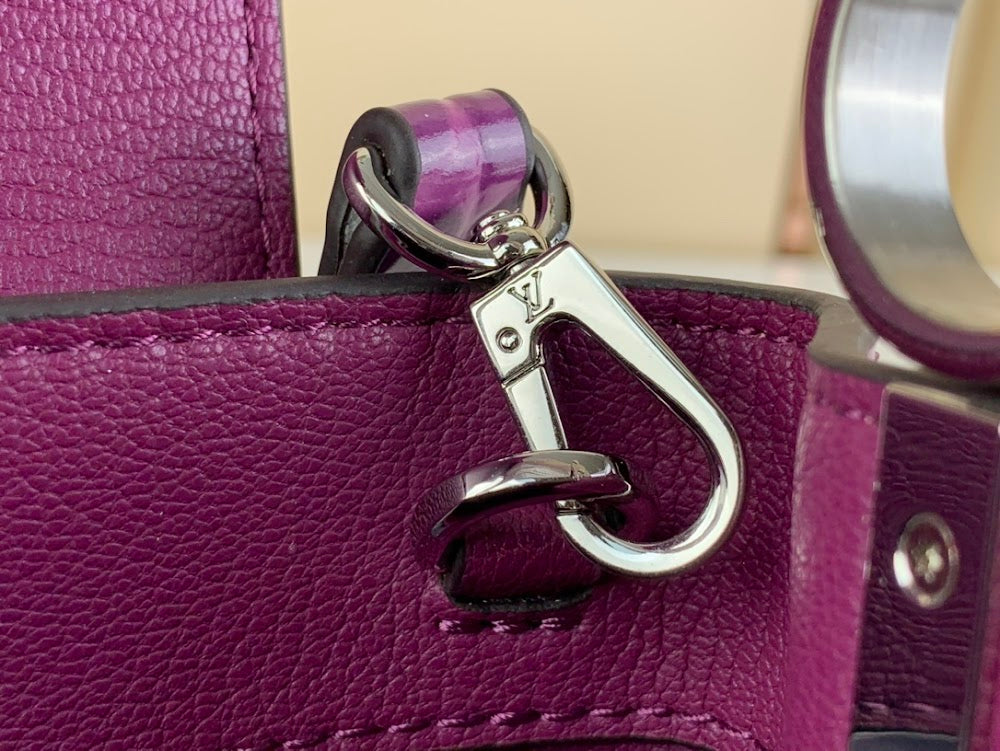 Dragons Bags ln Luxury Bag --68282
