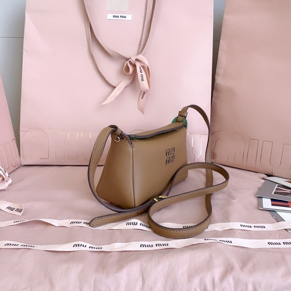 Dragons Bags Miun Miun Luxury Bag --122555