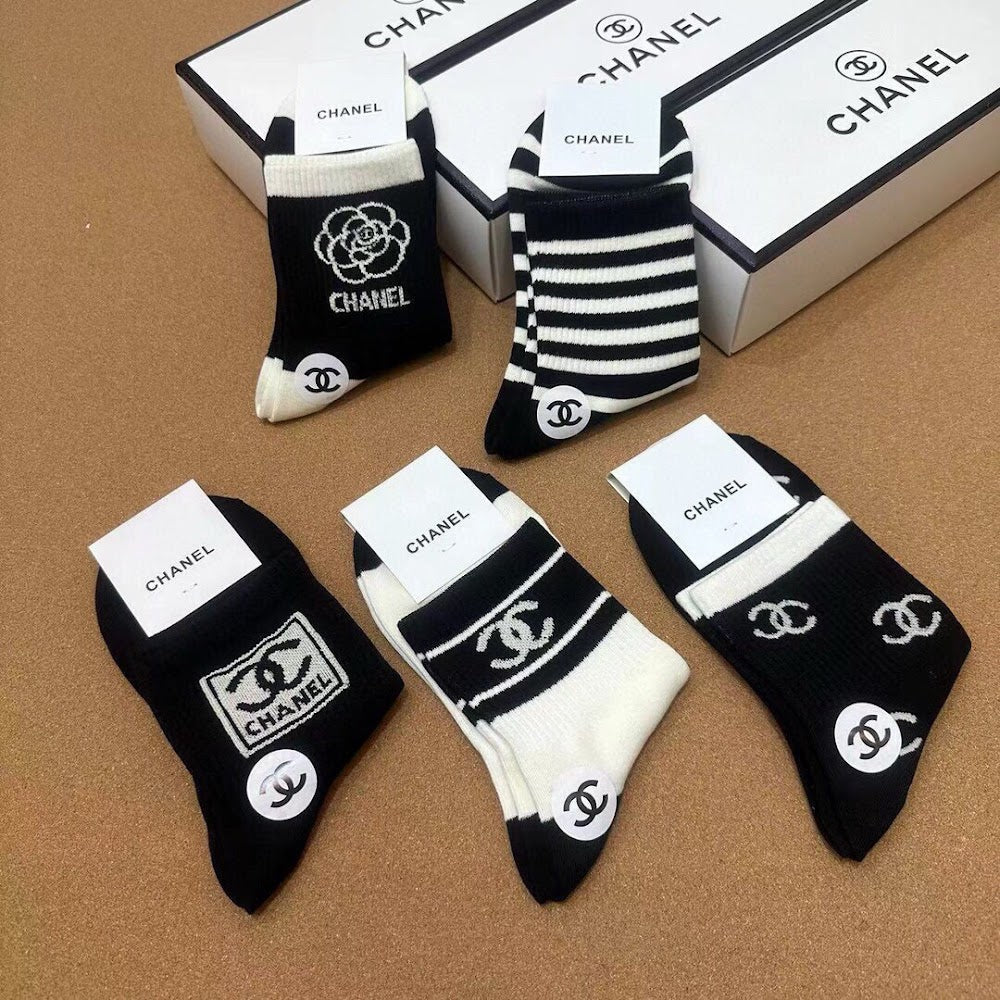 Dragons Bags Premium Luxury Socks --98645