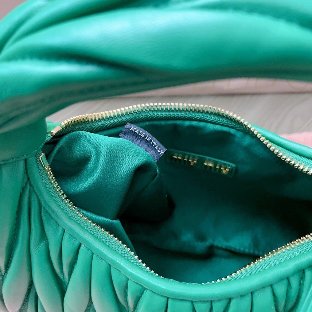 Dragons Bags Miun Miun Luxury Bag --122928