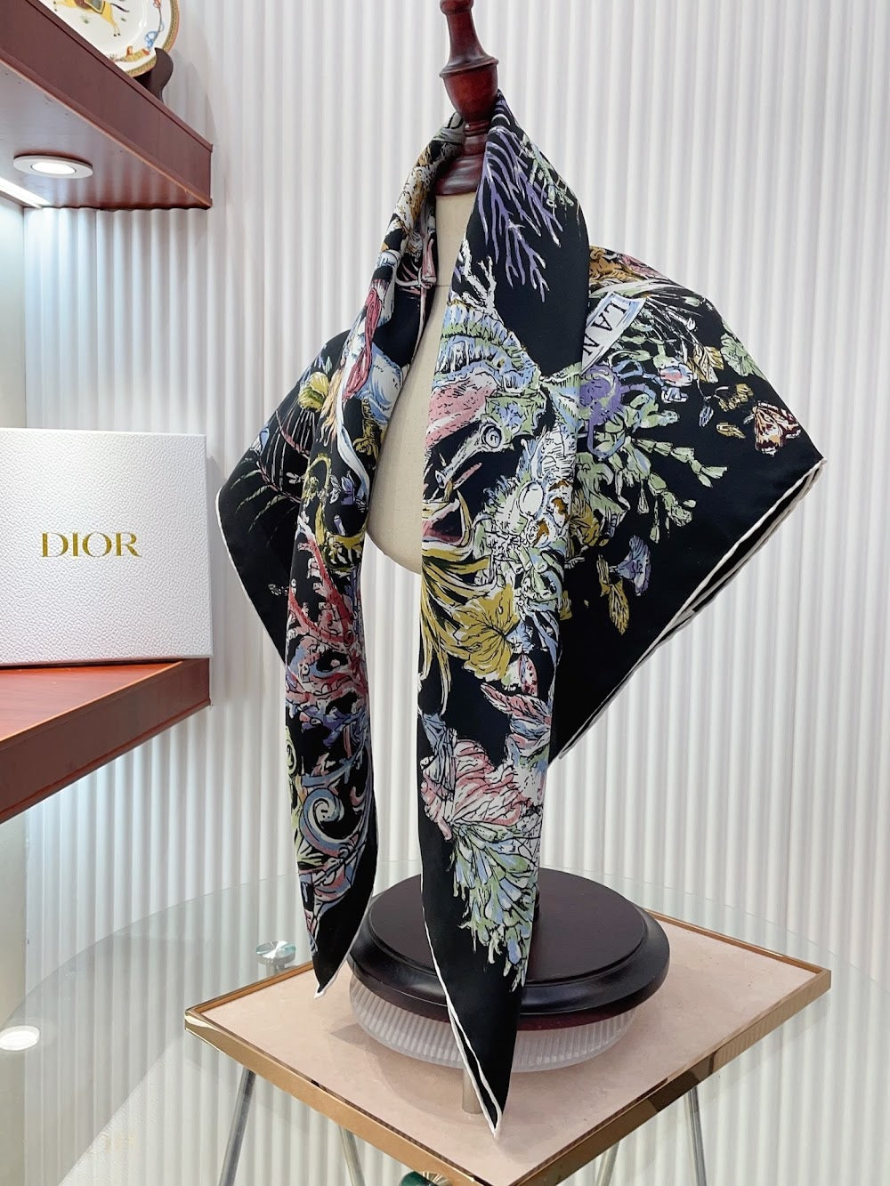Dragons Bags Premium Designer Scarf --98855