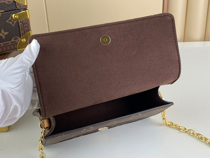 Dragons Bags ln Luxury Bag --68470