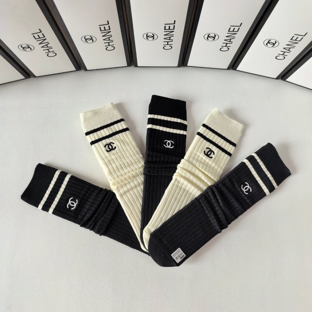 Dragons Bags Premium Luxury Socks --98008