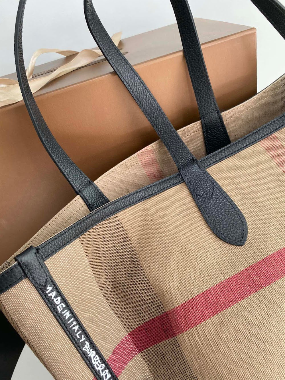 Dragons Bags Burberryn Luxury Bag --91884