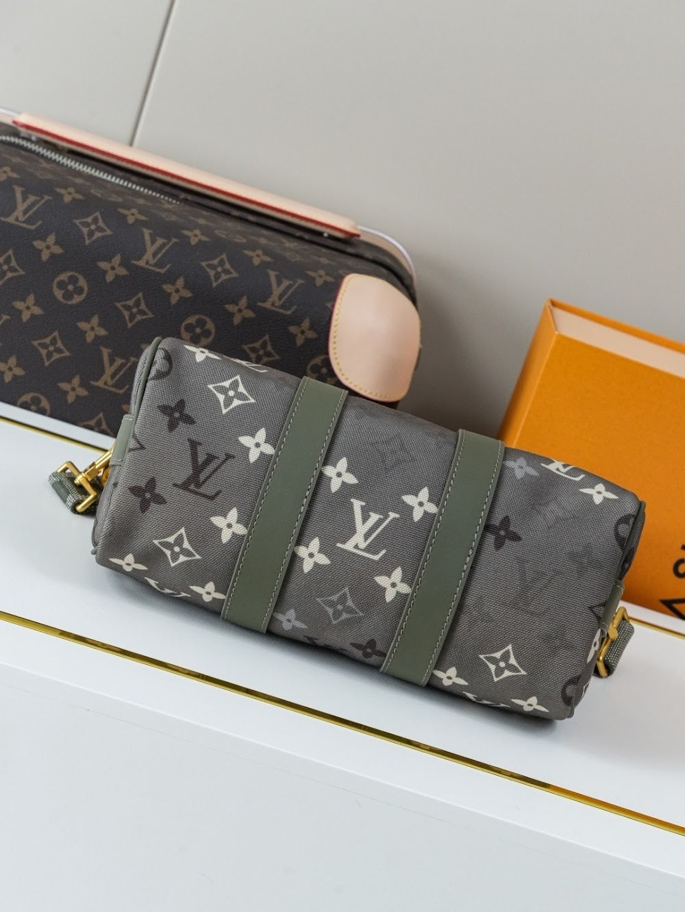 Dragons Bags ln Luxury Bag --71573