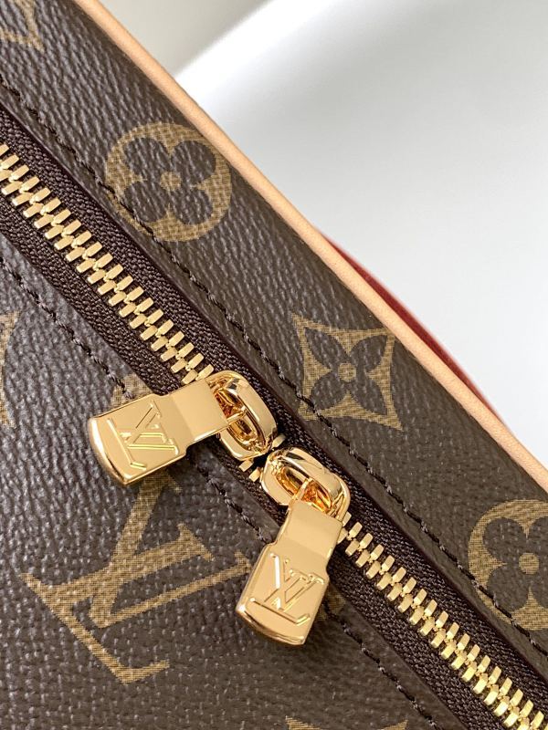 Dragons Bags ln Luxury Bag --81515