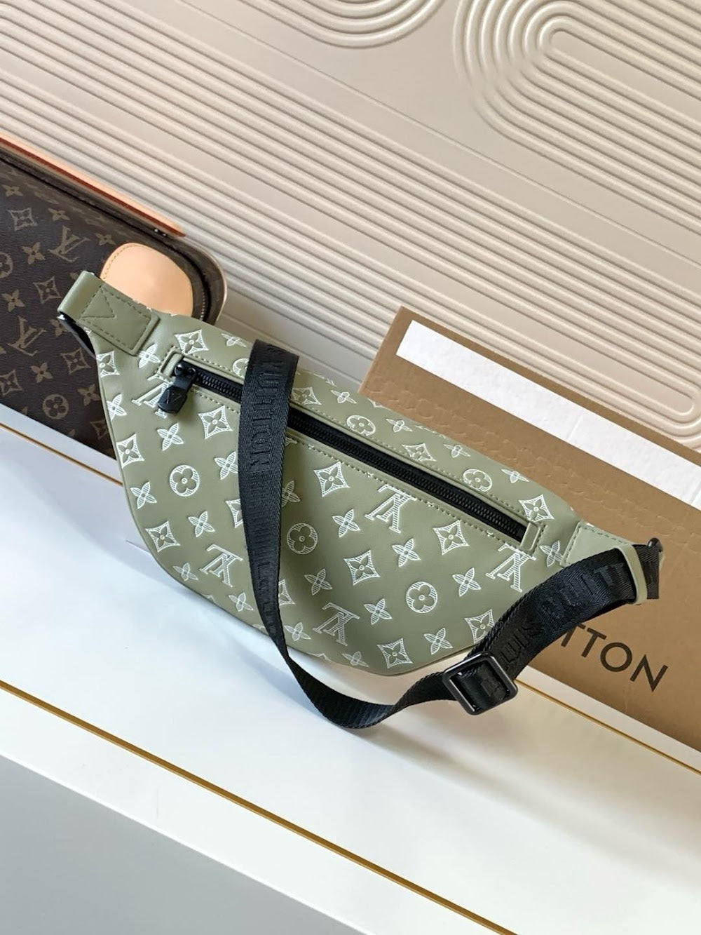 Dragons Bags ln Luxury Bag --71591