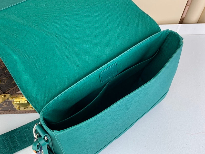 Dragons Bags ln Luxury Bag --68326