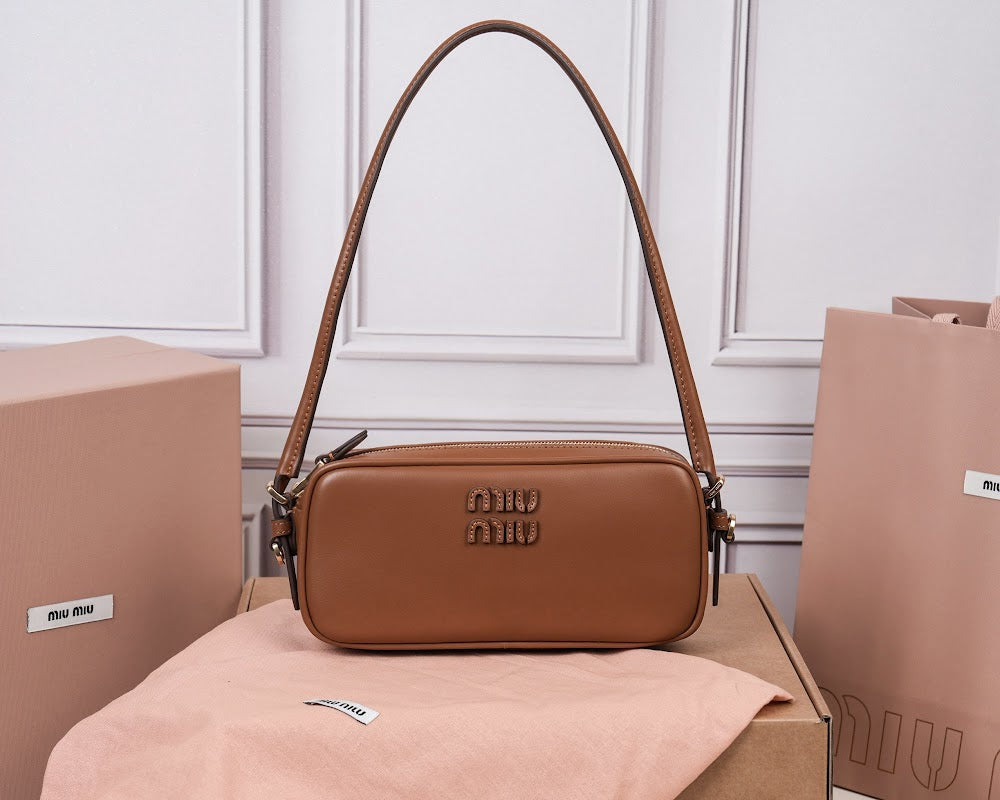 Dragons Bags Miun Miun Luxury Bag --122605