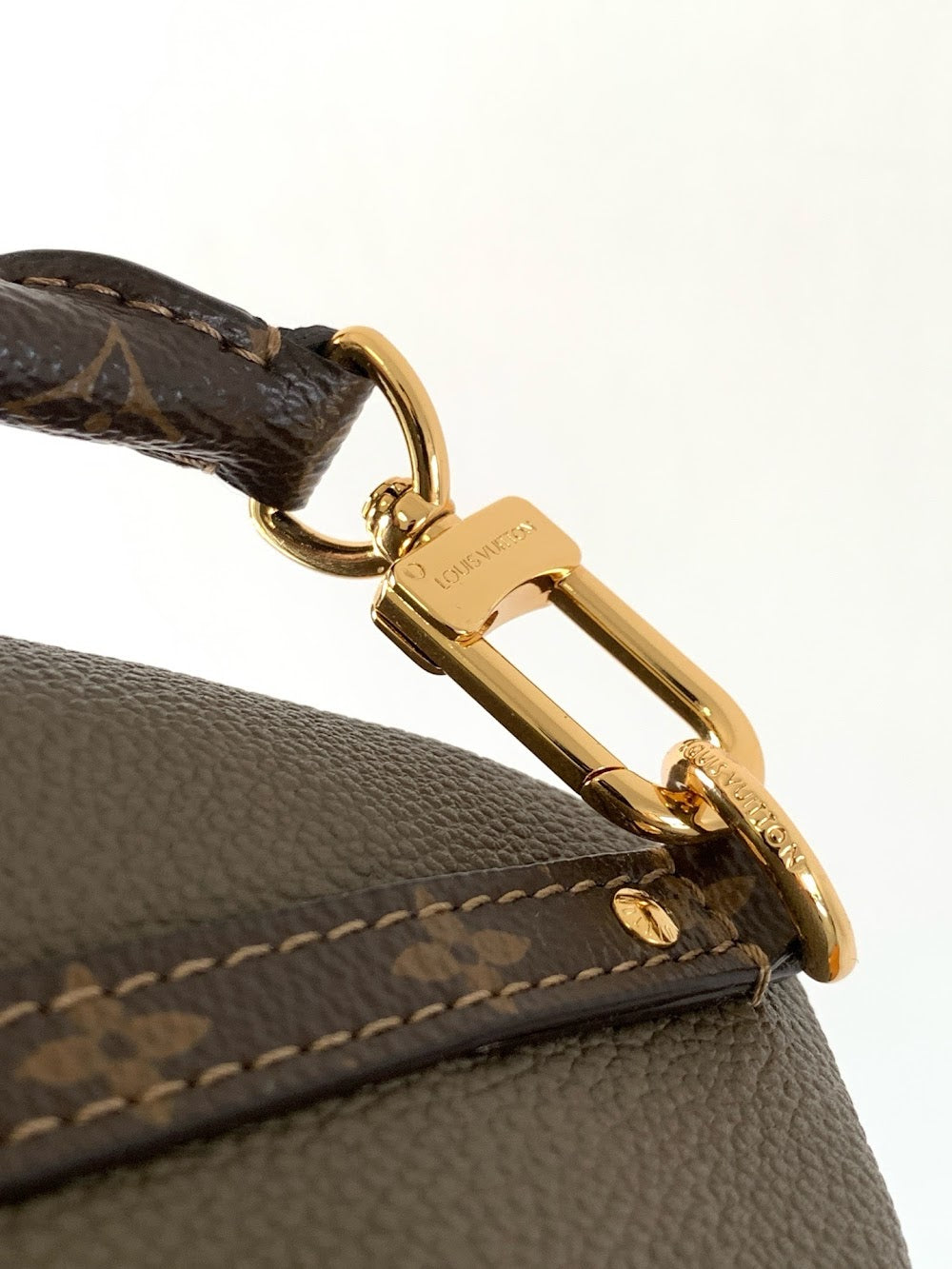 Dragons Bags ln Luxury Bag --81774