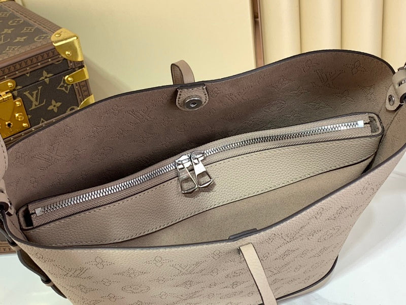 Dragons Bags ln Luxury Bag --69284