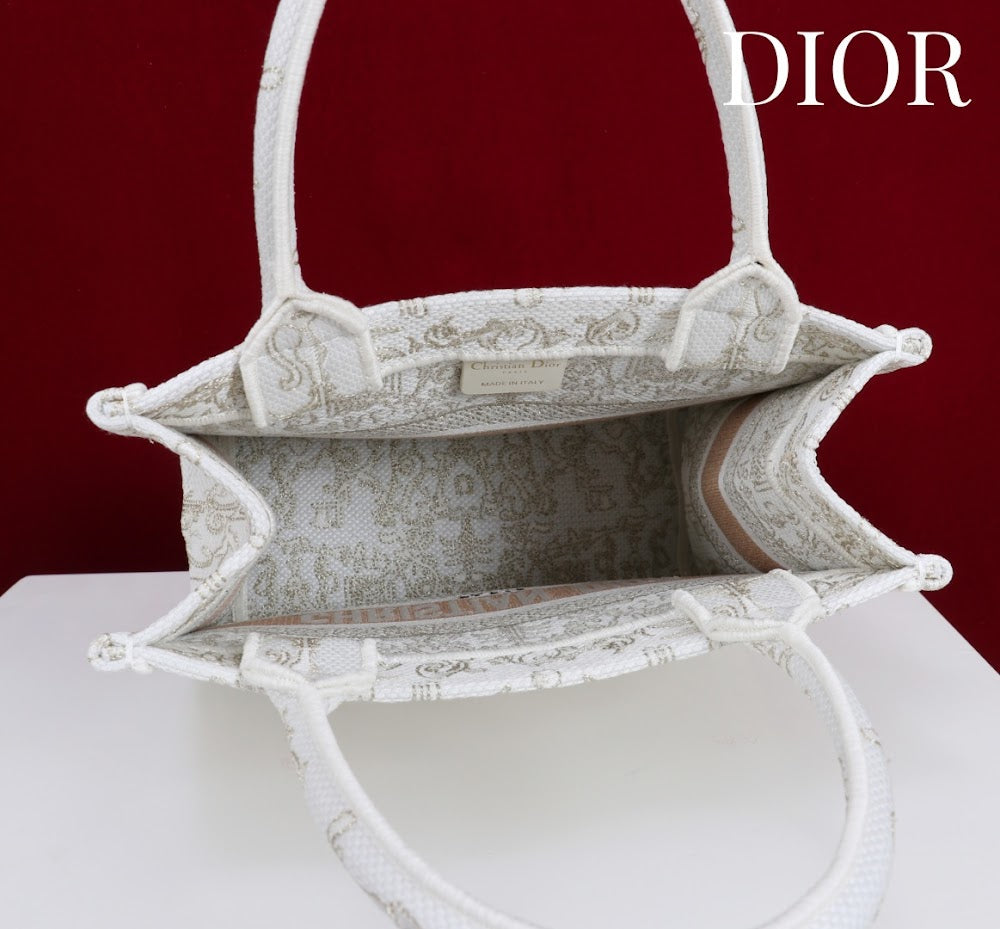 Dragons BagsDiorn Luxury Bag --114903