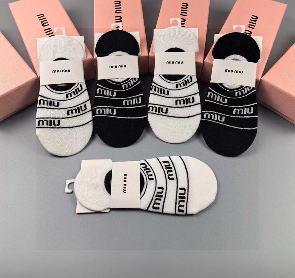 Dragons Bags Premium Luxury Socks --98651