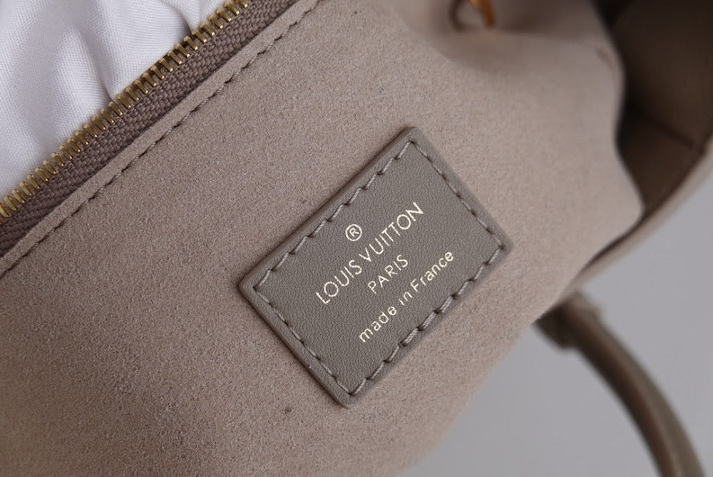 Dragons Bags ln Luxury Bag --67774