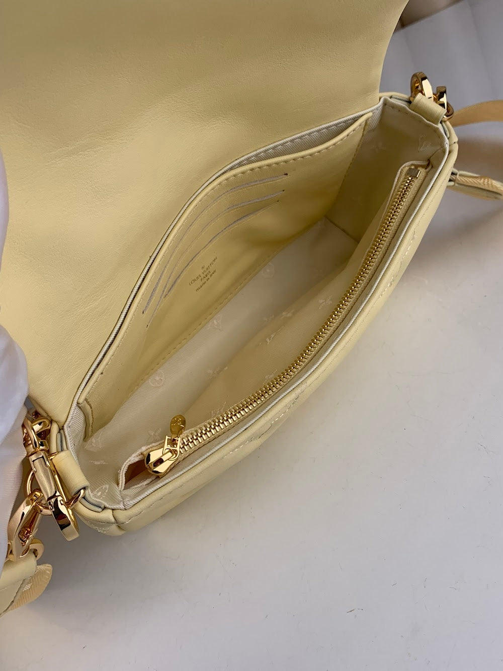 Dragons Bags ln Luxury Bag --63270