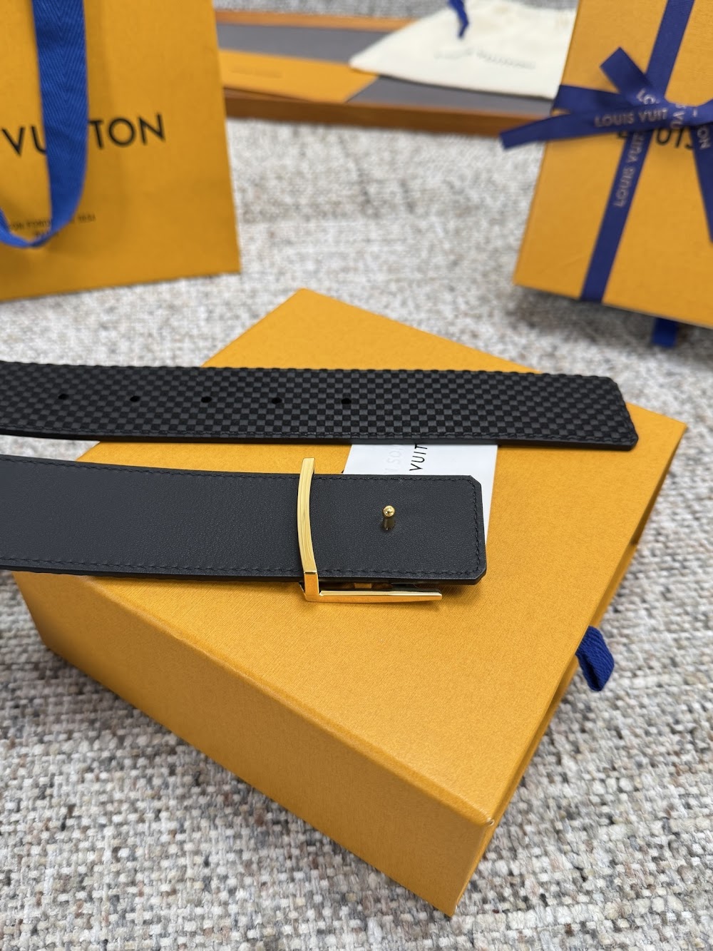 Dragons Bags ln Luxury Belt --110316