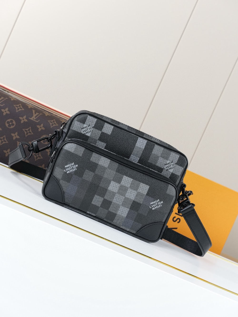 Dragons Bags ln Luxury Bag --71199