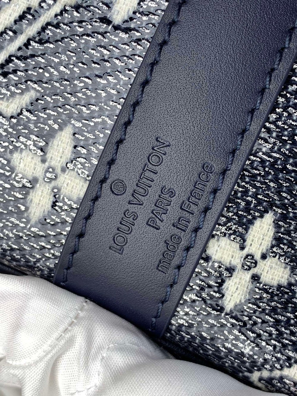 Dragons Bags ln Luxury Bag --61870