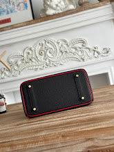new-luxury-designer-bags-nm11374
