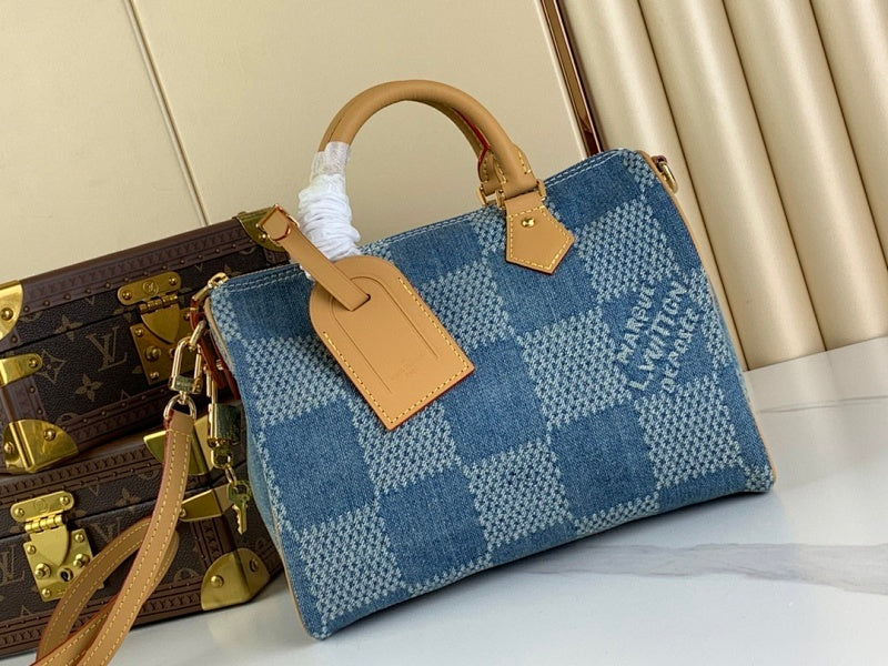 Dragons Bags ln Luxury Bag --68842