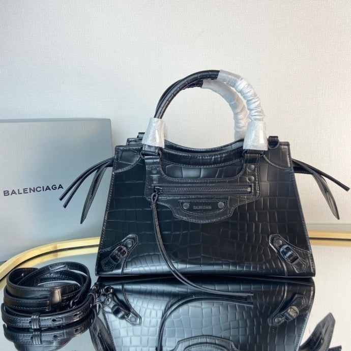 new-luxury-designer-bags-nm11150