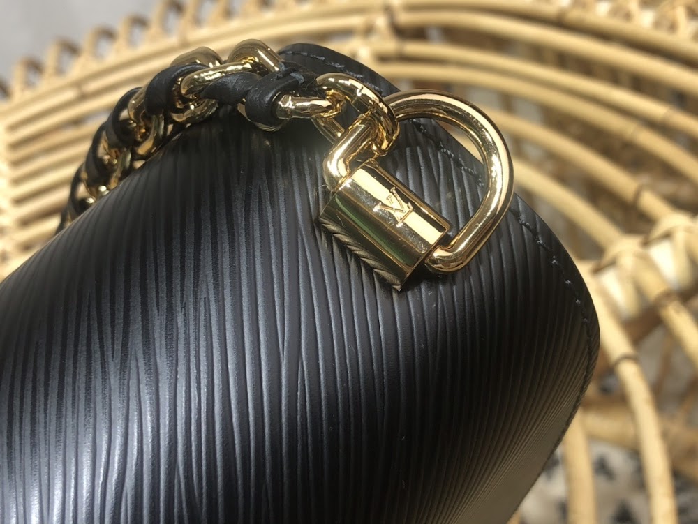 Dragons Bags ln Luxury Bag --60095