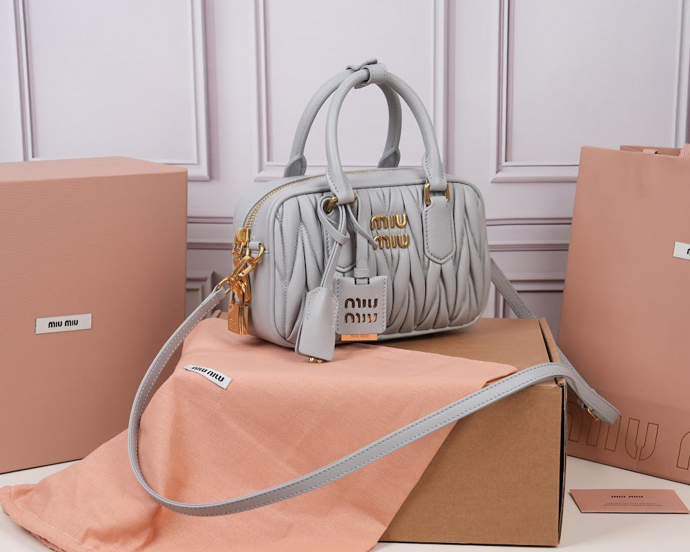 Dragons Bags Miun Miun Luxury Bag --122510