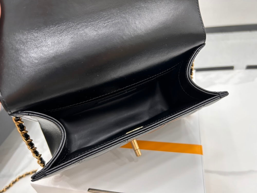 new-luxury-designer-bags-nm9295