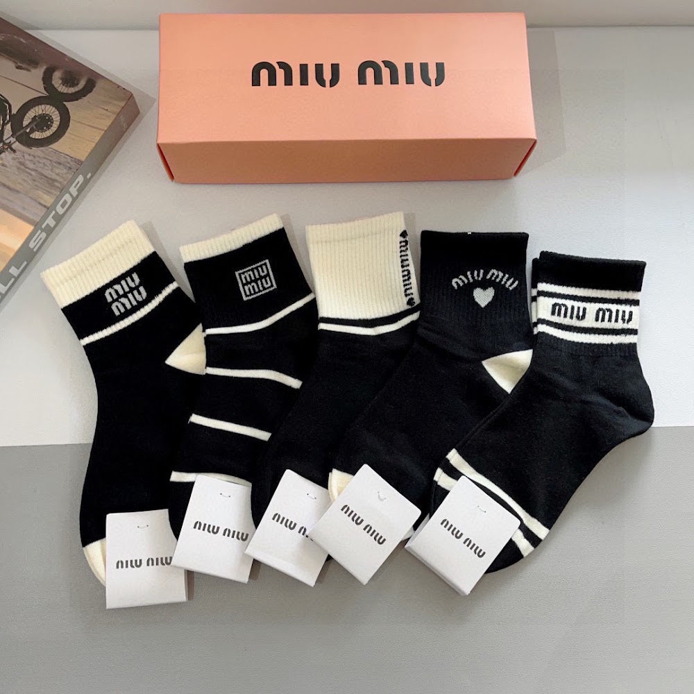 Dragons Bags Premium Luxury Socks --98085