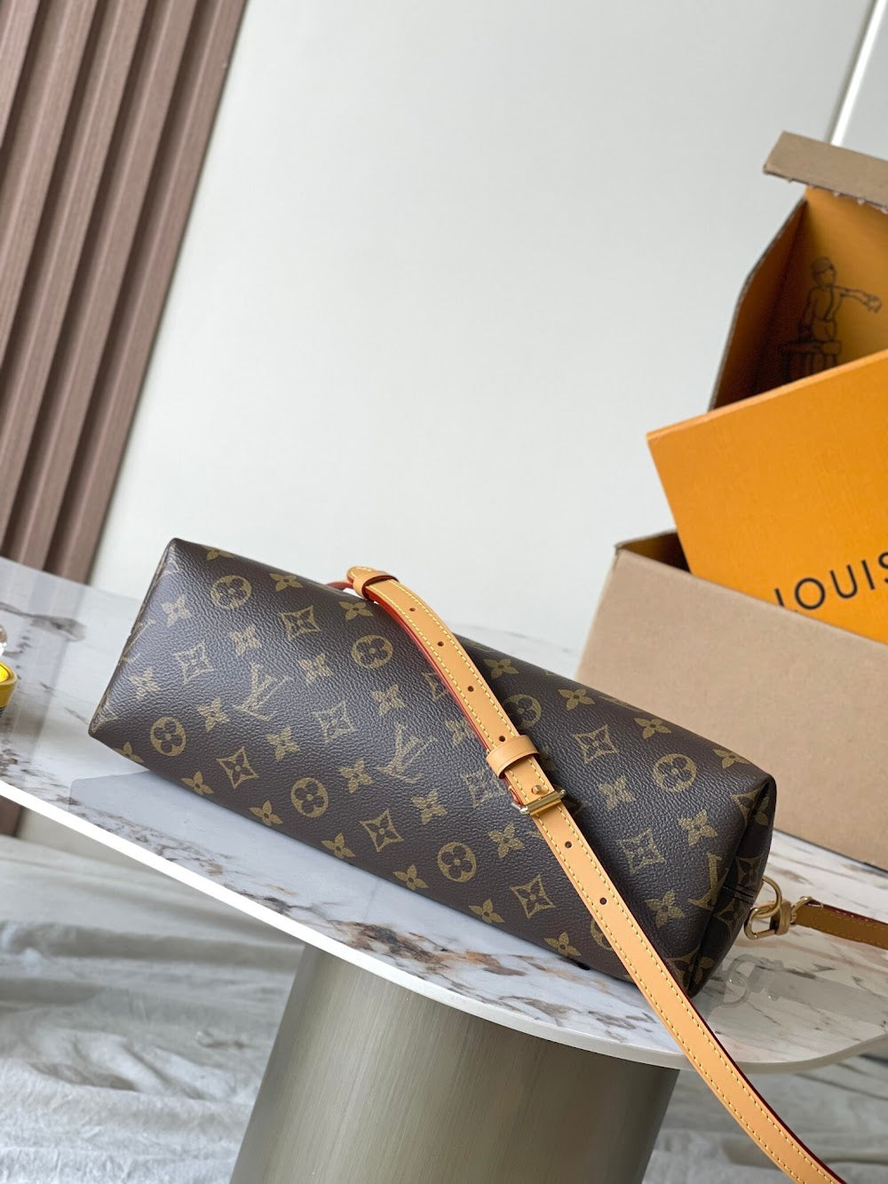 Dragons Bags ln Luxury Bag --97386