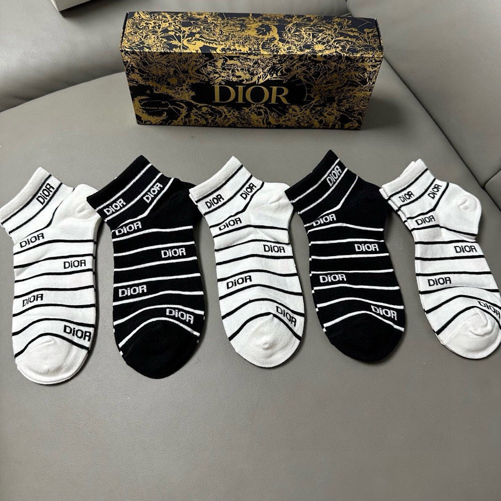 Dragons Bags Premium Luxury Socks --98599