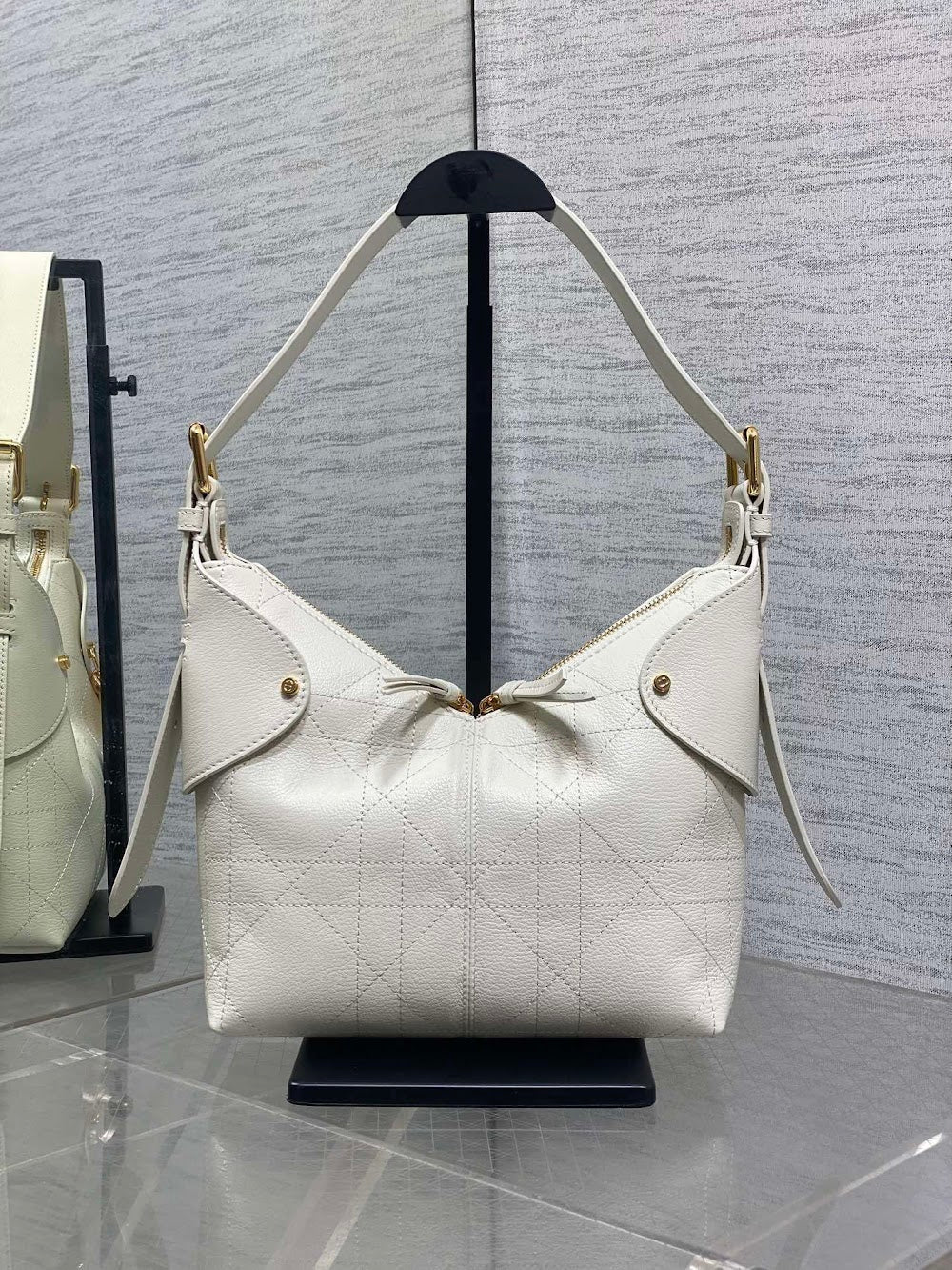 Dragons BagsDiorn Luxury Bag --116079