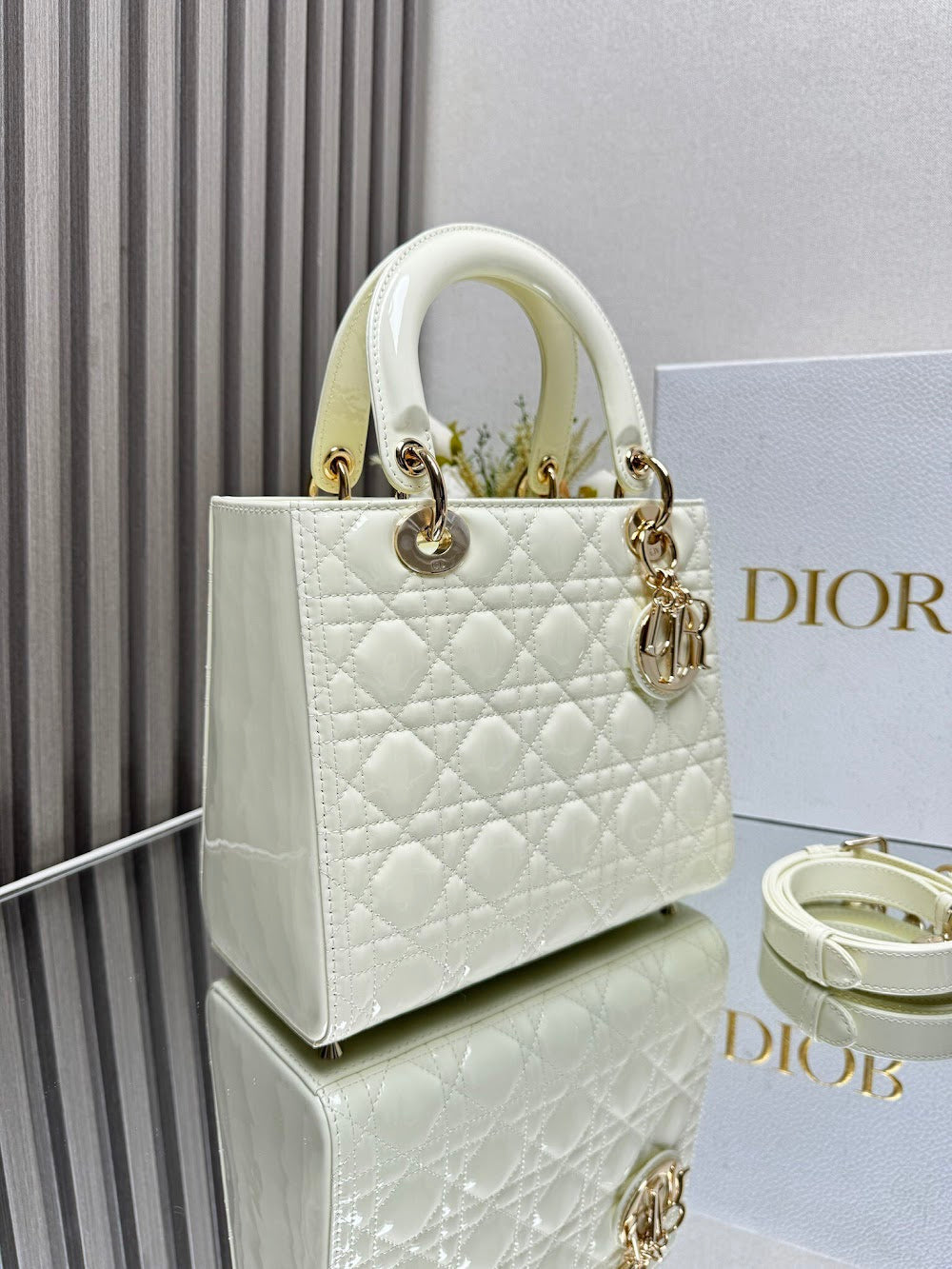 Dragons BagsDiorn Luxury Bag --116025