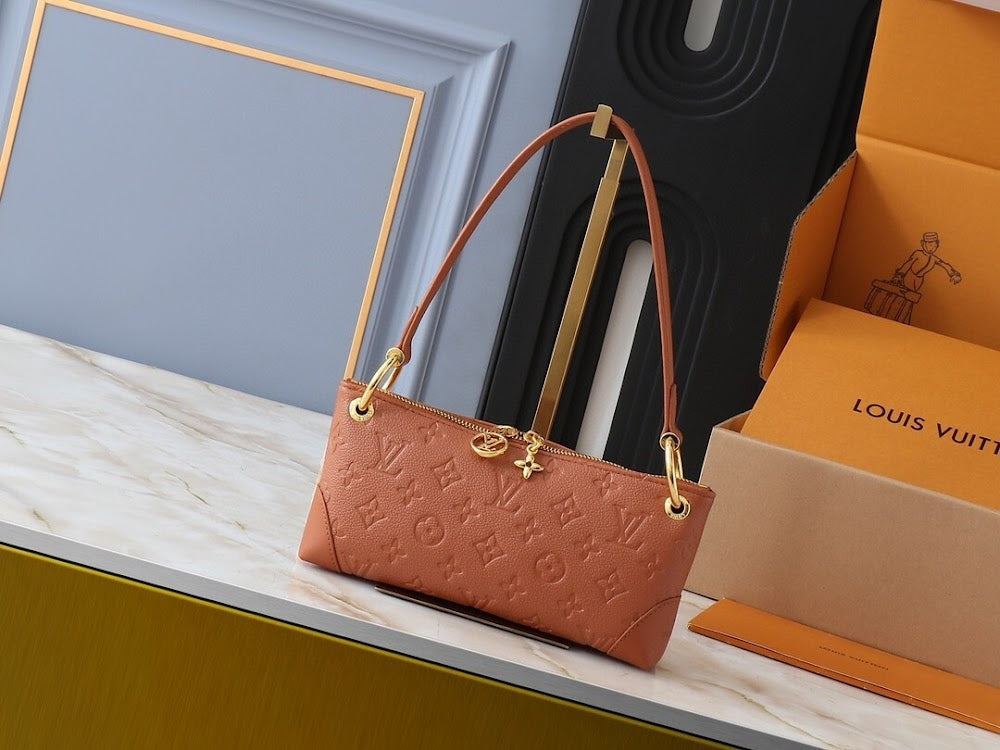 Dragons Bags ln Luxury Bag --76469