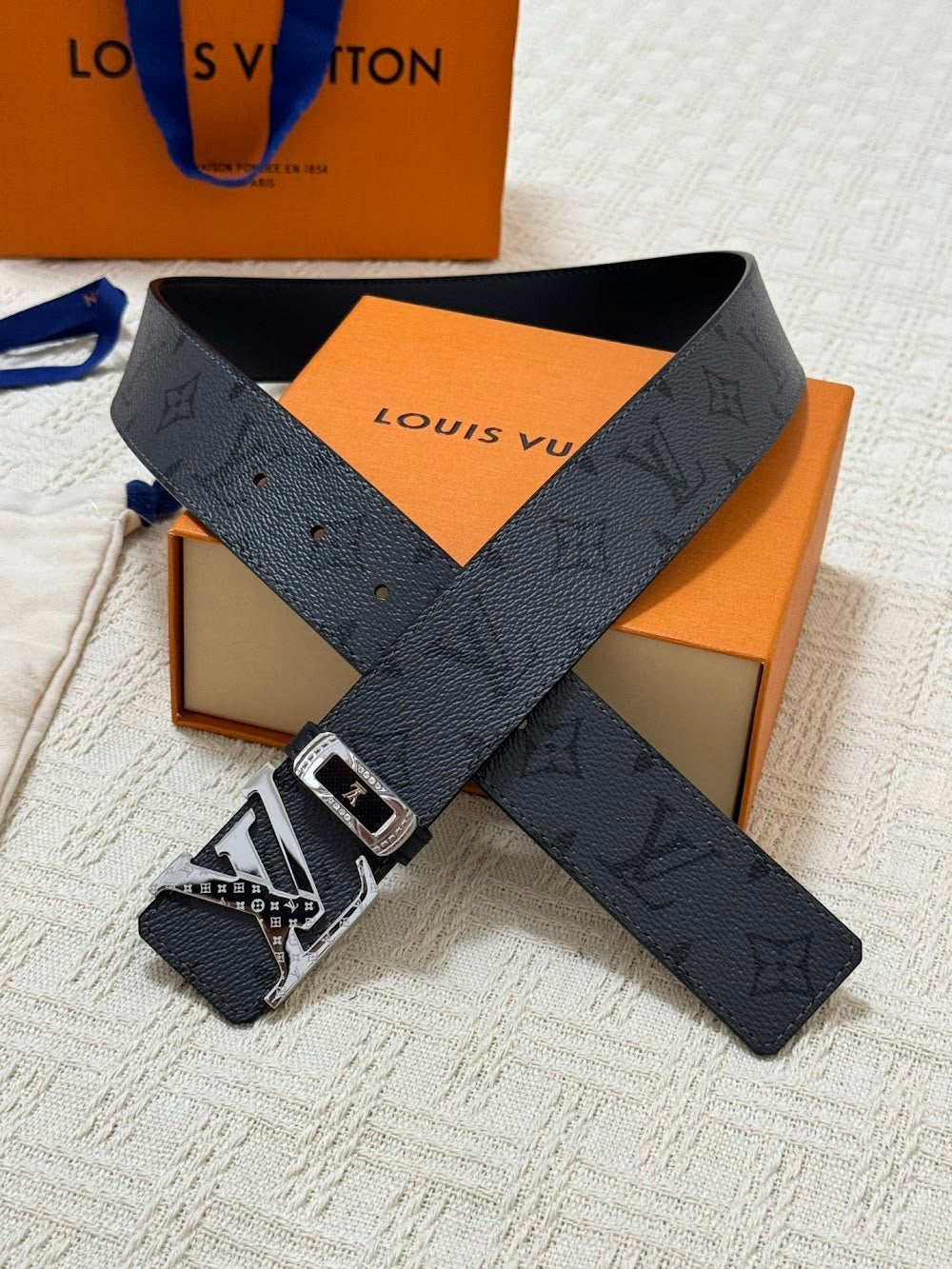 Dragons Bags ln Luxury Belt --100618