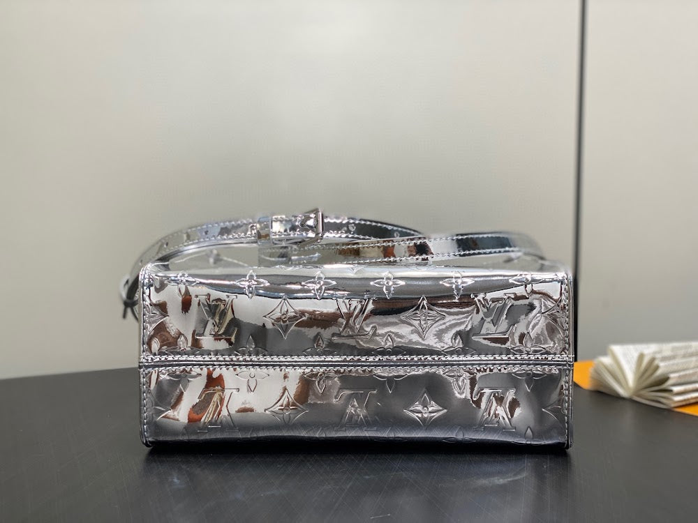 Dragons Bags ln Luxury Bag --97488